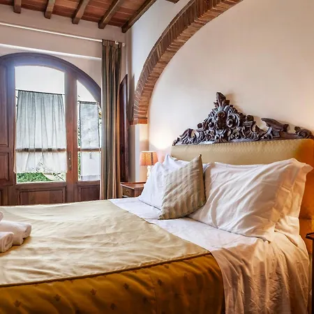 Ground-floor Flat With Pool Near Cortona Apartment Civitella in Val di Chiana