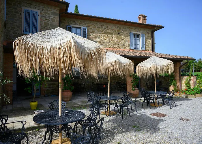 Ground-floor Flat With Pool Near Cortona Apartment Civitella in Val di Chiana
